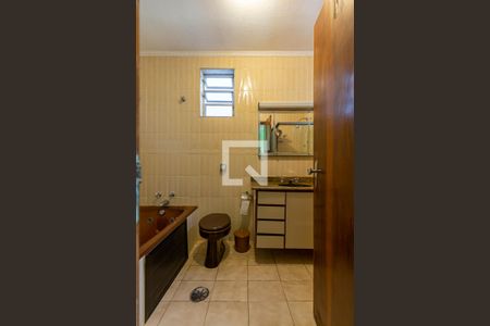 Casa à venda com 250m², 3 quartos e 2 vagasBanheiro da Suite