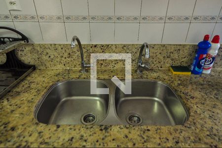 Apartamento para alugar com 100m², 2 quartos e sem vagaCozinha