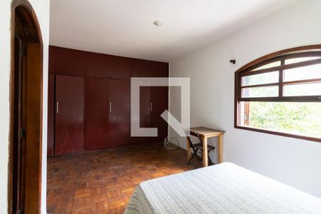 Casa à venda com 200m², 6 quartos e 3 vagasSuíte 2 