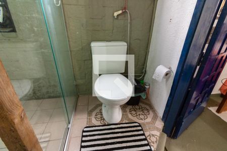 Casa à venda com 200m², 6 quartos e 3 vagasSuíte 5, banheiro 