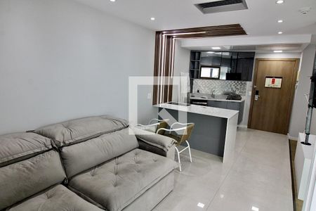 Sala de kitnet/studio para alugar com 1 quarto, 48m² em Barra da Tijuca, Rio de Janeiro