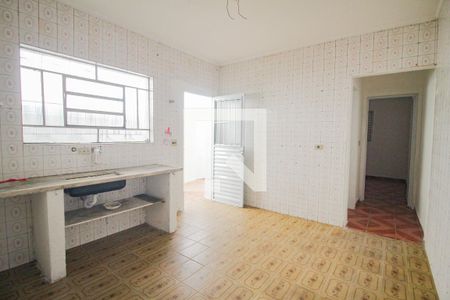 Casa à venda com 95m², 3 quartos e 2 vagascozinha
