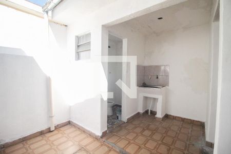 Casa à venda com 95m², 3 quartos e 2 vagasarea de serviço
