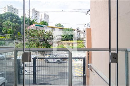 Varanda de kitnet/studio para alugar com 1 quarto, 26m² em Vila Mira, São Paulo