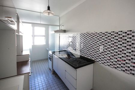 Cozinha de apartamento para alugar com 3 quartos, 65m² em Vila Ema , São Paulo