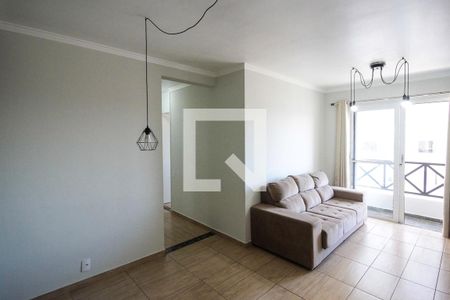 Sala de apartamento para alugar com 3 quartos, 65m² em Vila Ema , São Paulo