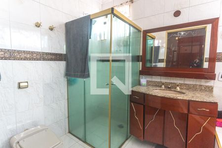 Casa à venda com 316m², 3 quartos e 7 vagasBanheiro suíte 3