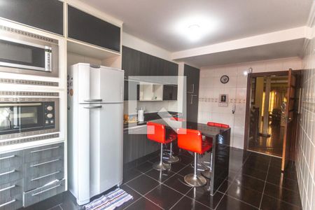 Casa à venda com 316m², 3 quartos e 7 vagasCozinha