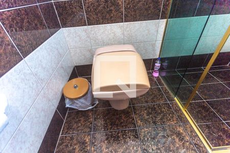 Casa à venda com 316m², 3 quartos e 7 vagasBanheiro suíte 1