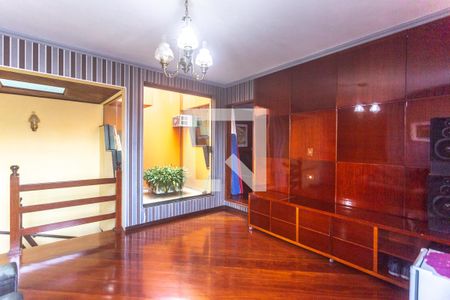 Casa à venda com 316m², 3 quartos e 7 vagasSala de TV