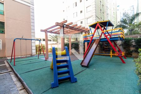 Apartamento para alugar com 96m², 2 quartos e 1 vagaÁrea comum - Playground