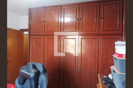 Apartamento à venda com 72m², 3 quartos e 2 vagasQuarto 02
