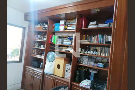 Apartamento à venda com 72m², 3 quartos e 2 vagasQuarto 03