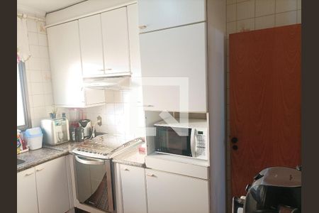 Apartamento à venda com 72m², 3 quartos e 2 vagasCozinha