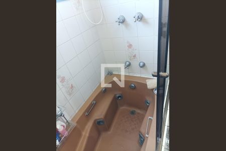 Apartamento à venda com 72m², 3 quartos e 2 vagasBanheiro 02 suíte