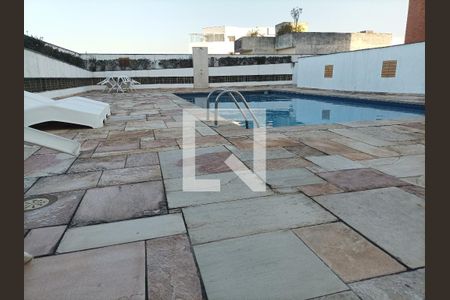 Apartamento à venda com 72m², 3 quartos e 2 vagasÁrea comum - Piscina