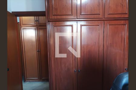 Apartamento à venda com 72m², 3 quartos e 2 vagasQuarto 02