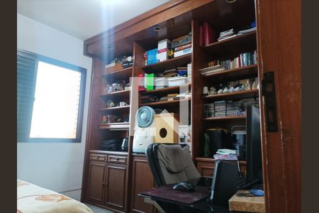 Apartamento à venda com 72m², 3 quartos e 2 vagasQuarto 03