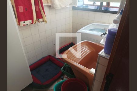 Apartamento à venda com 72m², 3 quartos e 2 vagasLavanderia