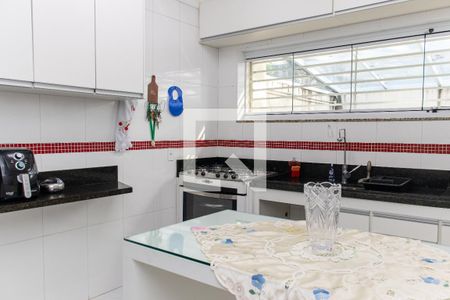 Casa à venda com 400m², 4 quartos e 4 vagasCozinha