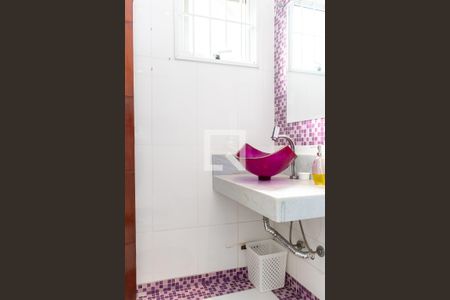 Casa à venda com 400m², 4 quartos e 4 vagasBanheiro da Suíte 1