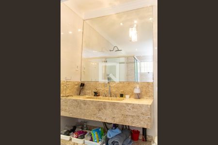 Casa à venda com 400m², 4 quartos e 4 vagasBanheiro da Suíte 3