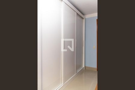 Casa à venda com 400m², 4 quartos e 4 vagasQuarto de Serviço