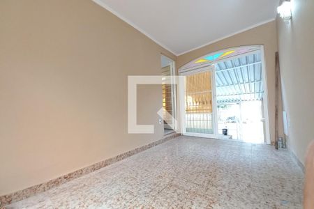 Sala de Estar  de casa para alugar com 5 quartos, 200m² em Vila Lemos, Campinas