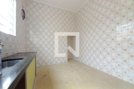 Casa para alugar com 250m², 5 quartos e 3 vagasCozinha 