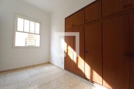 Casa para alugar com 250m², 5 quartos e 3 vagasQuarto 3 - Suíte