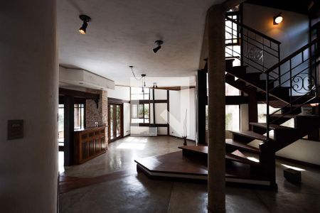 Sala de casa de condomínio para alugar com 3 quartos, 260m² em São Paulo Ii, Cotia