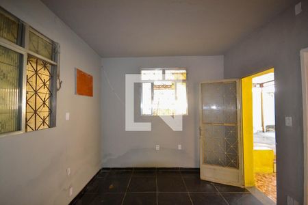 Sala de casa para alugar com 1 quarto, 117m² em Chacrinha, Nova Iguaçu