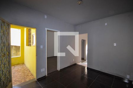 Sala de casa para alugar com 1 quarto, 117m² em Chacrinha, Nova Iguaçu