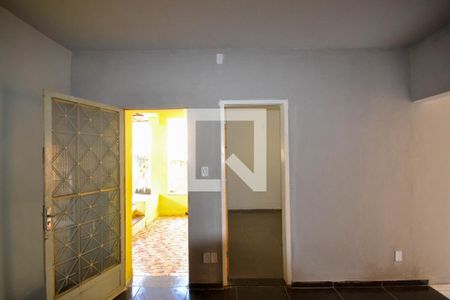 Sala de casa para alugar com 1 quarto, 117m² em Chacrinha, Nova Iguaçu