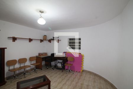 Casa à venda com 380m², 5 quartos e 8 vagasQuarto 5  