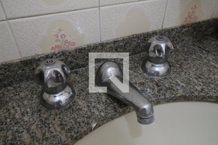 Casa à venda com 380m², 5 quartos e 8 vagasBanheiro Social