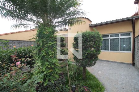 Casa à venda com 380m², 5 quartos e 8 vagasEntrada