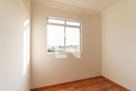 Quarto 1 de apartamento para alugar com 2 quartos, 50m² em Iná, São José dos Pinhais