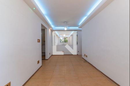 Sala de apartamento para alugar com 2 quartos, 48m² em Jardim Vergueiro, São Paulo