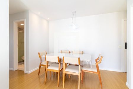 Sala de apartamento para alugar com 2 quartos, 75m² em Barra da Tijuca, Rio de Janeiro