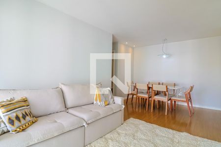 Sala de apartamento para alugar com 2 quartos, 75m² em Barra da Tijuca, Rio de Janeiro
