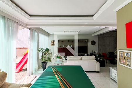 Sala de casa para alugar com 3 quartos, 300m² em Jardim Jussara, São Paulo