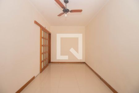 Sala/Quarto de apartamento à venda com 1 quarto, 53m² em Higienópolis, Porto Alegre