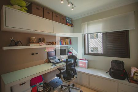 Apartamento à venda com 86m², 3 quartos e 2 vagasQuarto 3