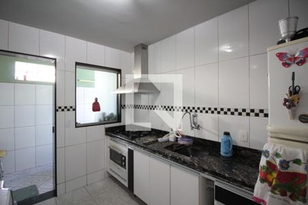 Casa à venda com 200m², 3 quartos e 2 vagasCozinha