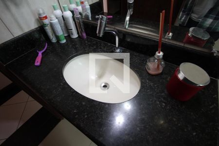 Casa à venda com 200m², 3 quartos e 2 vagasBanheiro Social