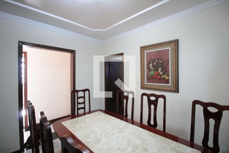 Casa à venda com 200m², 3 quartos e 2 vagasCopa