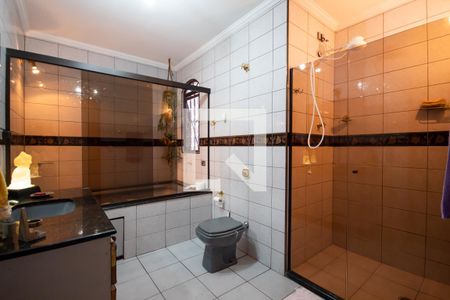Banheiro da Suíte de casa à venda com 3 quartos, 212m² em Santa Maria, Osasco