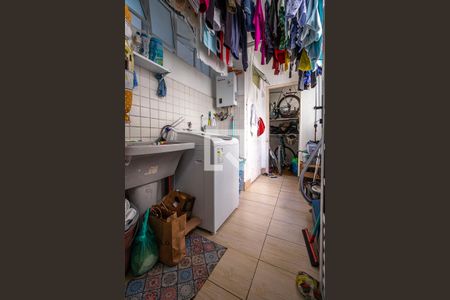 Apartamento à venda com 117m², 2 quartos e 1 vaga Apartamento à venda com 117m², 2 quartos e 1 vagaCozinha - Lavanderia