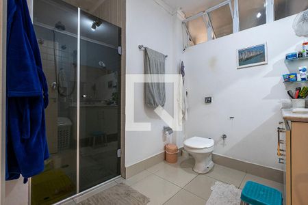 Apartamento à venda com 117m², 2 quartos e 1 vaga Apartamento à venda com 117m², 2 quartos e 1 vagaBanheiro